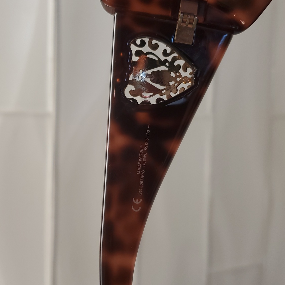 Gucci Brown Sunglasses - Picture 11 of 16